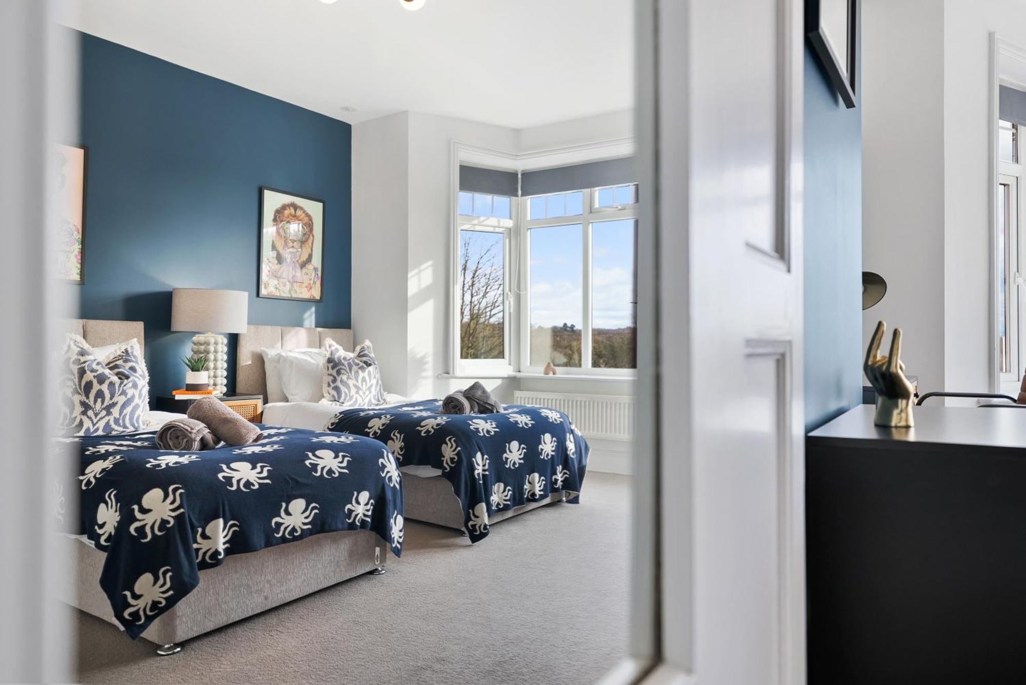 Long Term And Summer Special Offer! 5-Bedroom Spacious, Stunning Design, Sociable Areas & Cosy House Near South Downs Park, Sleeps 11 With Games Room, Private Parking And Garden- By Blue Puffin Stays Waterlooville Exterior foto