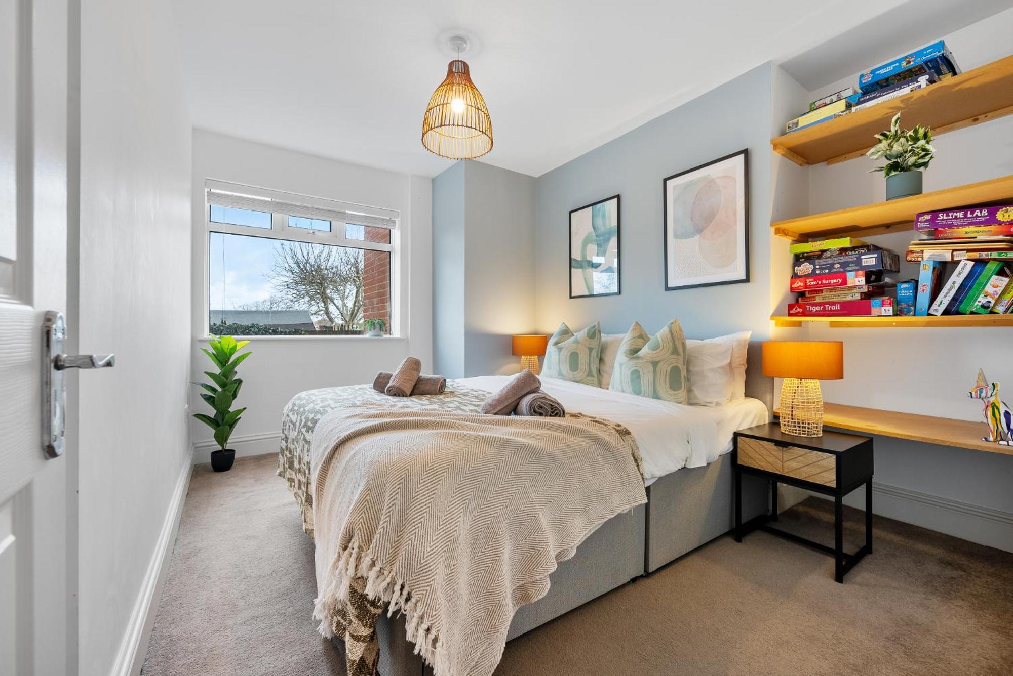 Long Term And Summer Special Offer! 5-Bedroom Spacious, Stunning Design, Sociable Areas & Cosy House Near South Downs Park, Sleeps 11 With Games Room, Private Parking And Garden- By Blue Puffin Stays Waterlooville Exterior foto