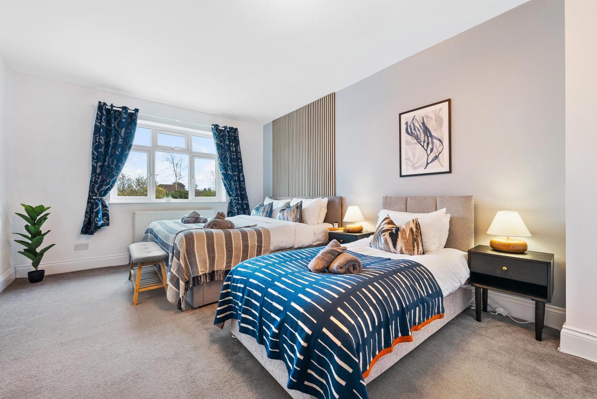 Long Term And Summer Special Offer! 5-Bedroom Spacious, Stunning Design, Sociable Areas & Cosy House Near South Downs Park, Sleeps 11 With Games Room, Private Parking And Garden- By Blue Puffin Stays Waterlooville Exterior foto