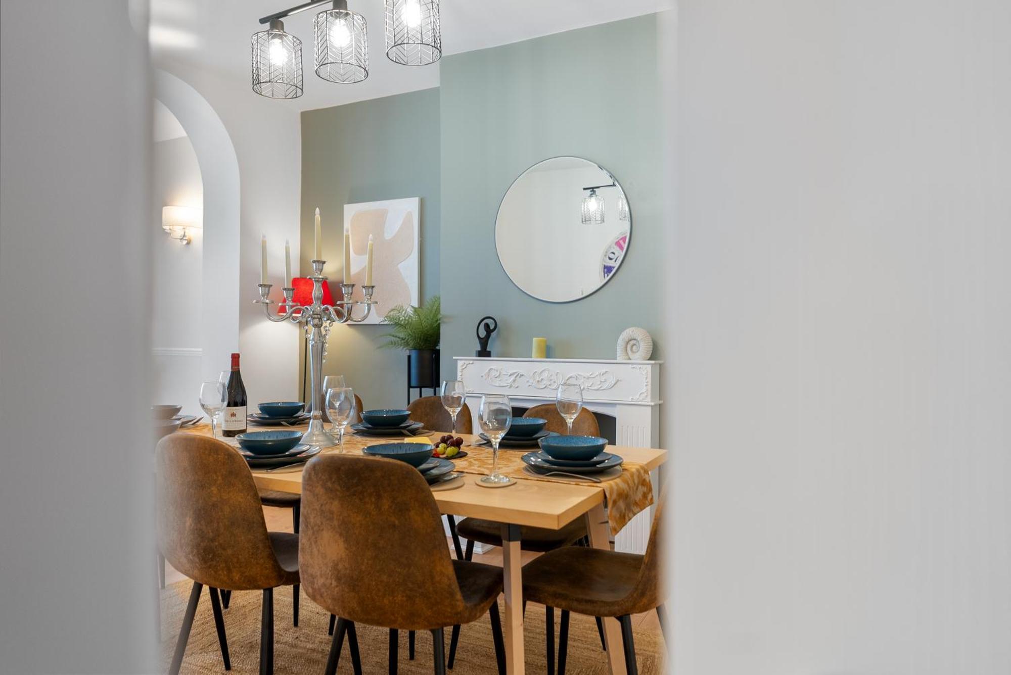 Long Term And Summer Special Offer! 5-Bedroom Spacious, Stunning Design, Sociable Areas & Cosy House Near South Downs Park, Sleeps 11 With Games Room, Private Parking And Garden- By Blue Puffin Stays Waterlooville Exterior foto